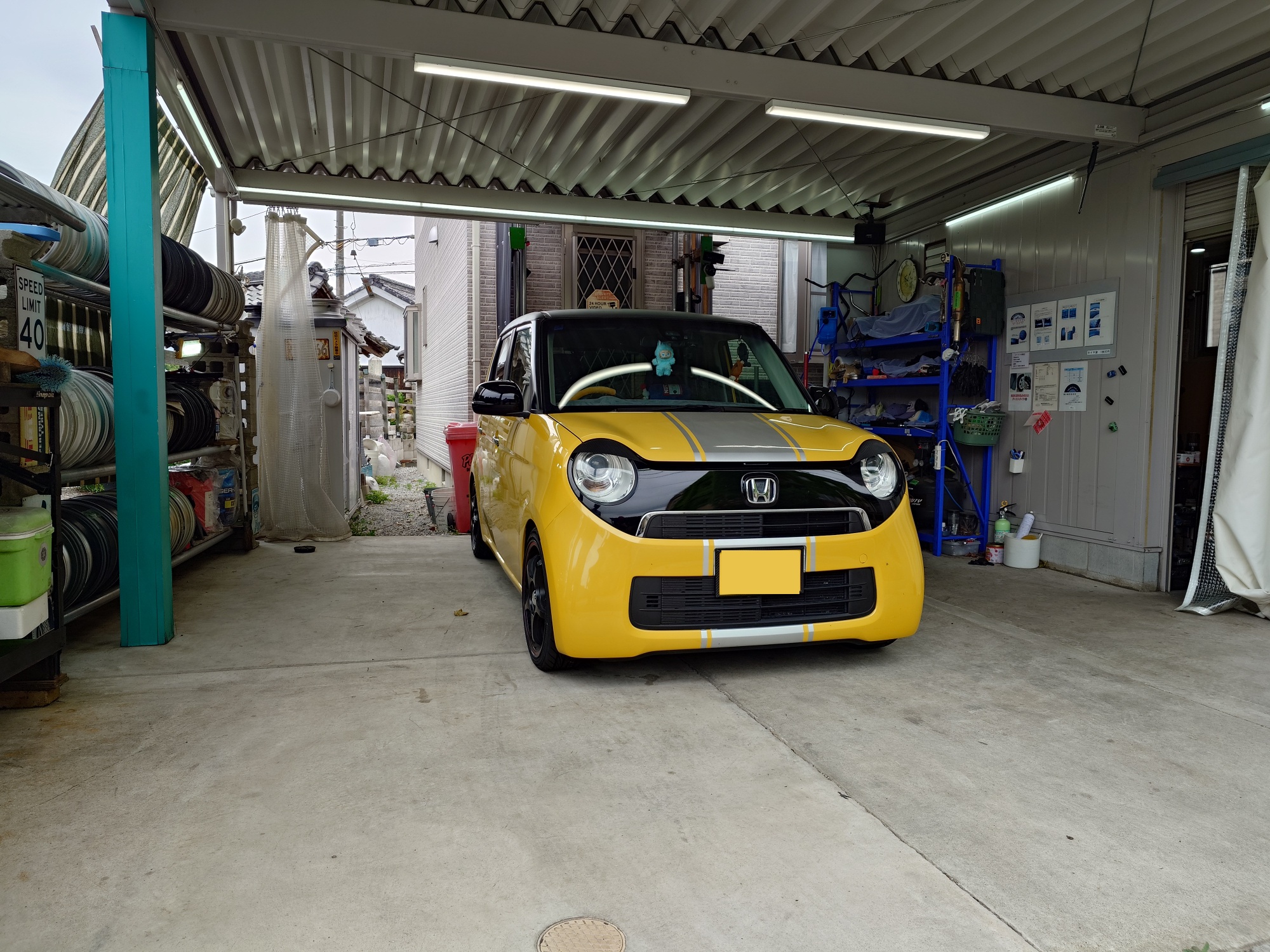 滋賀県　持ち込みタイヤ交換　【garage402】　近江八幡・持ち込みタイヤ　